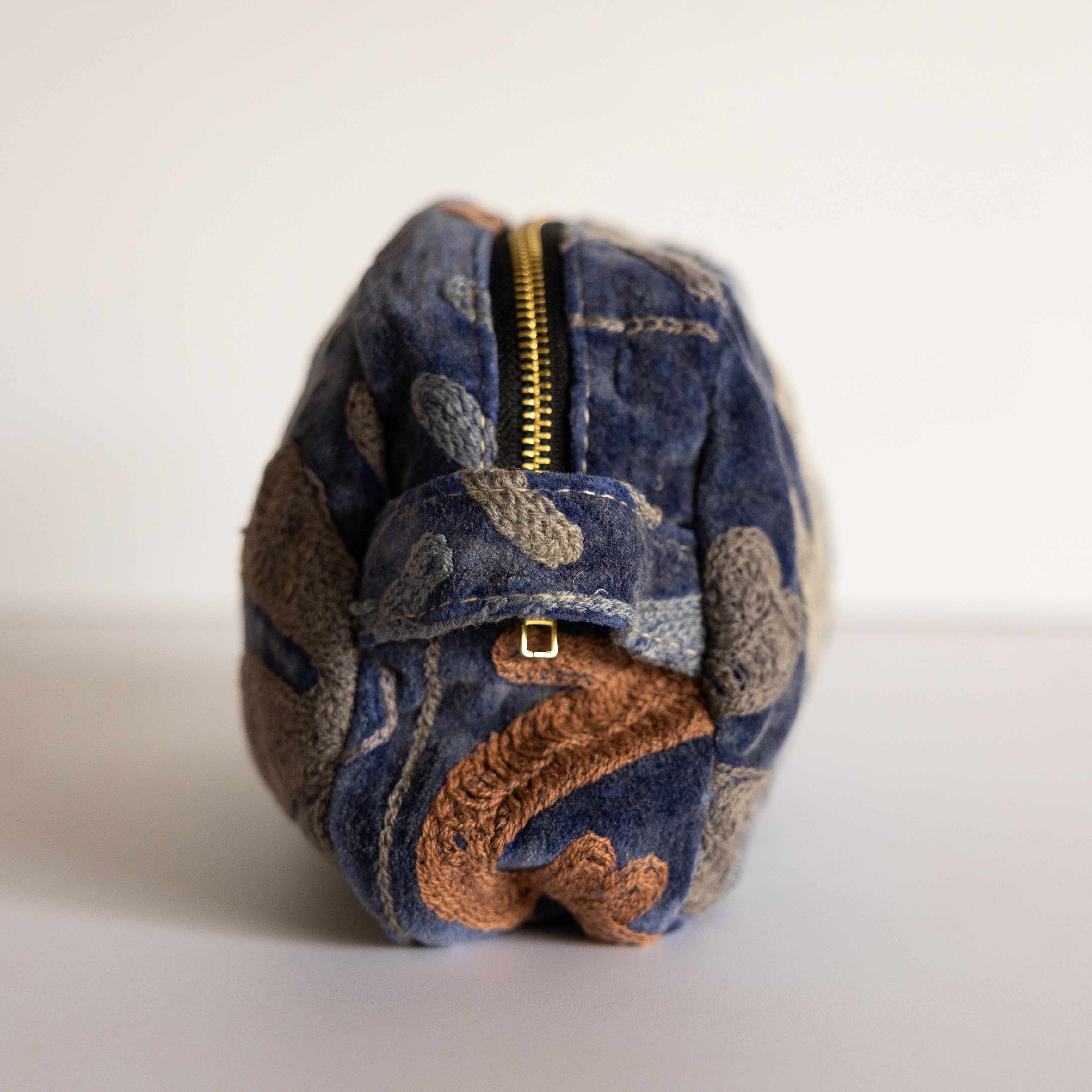 Cosmetic Velvet Saanvi