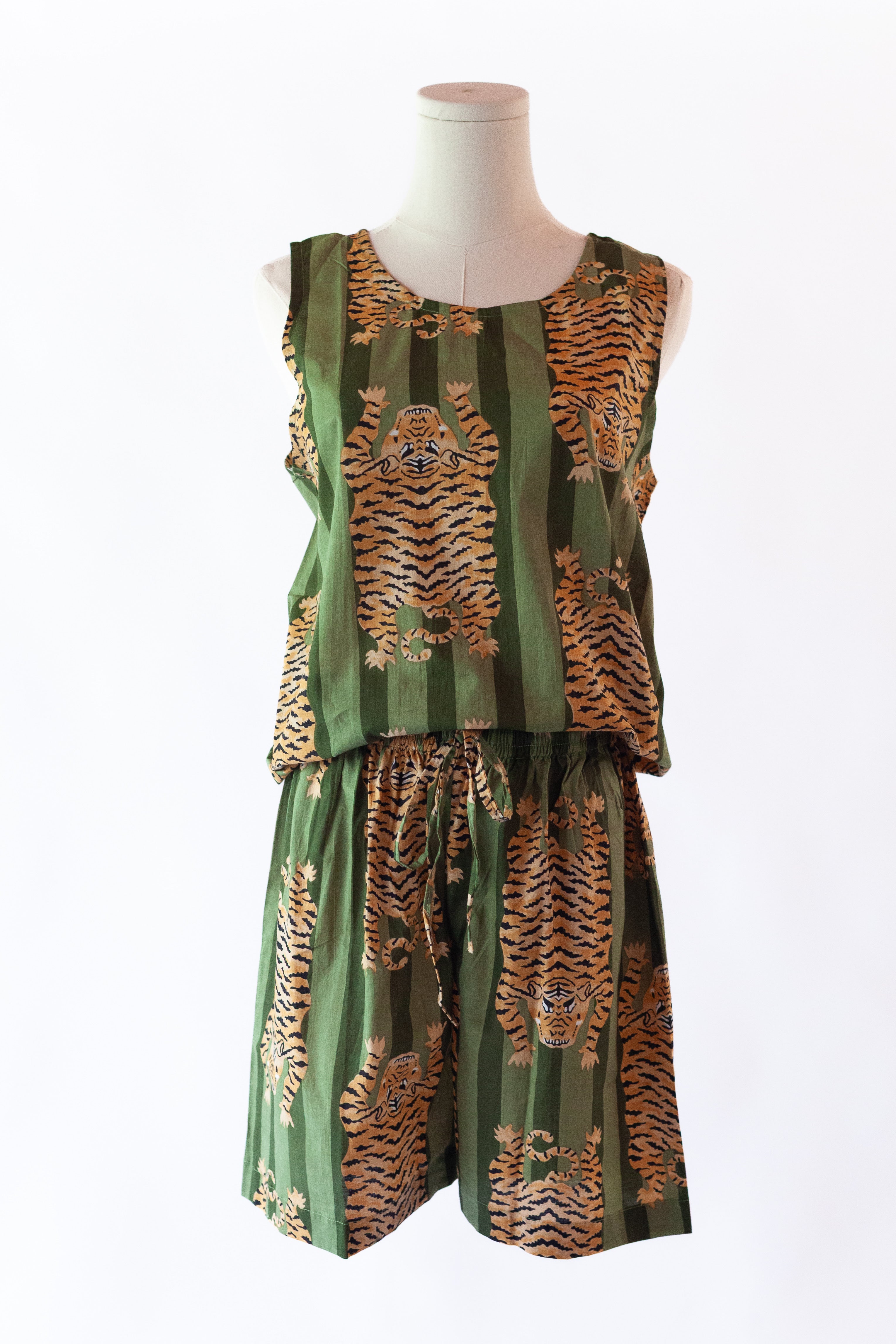 Ranya Green Short