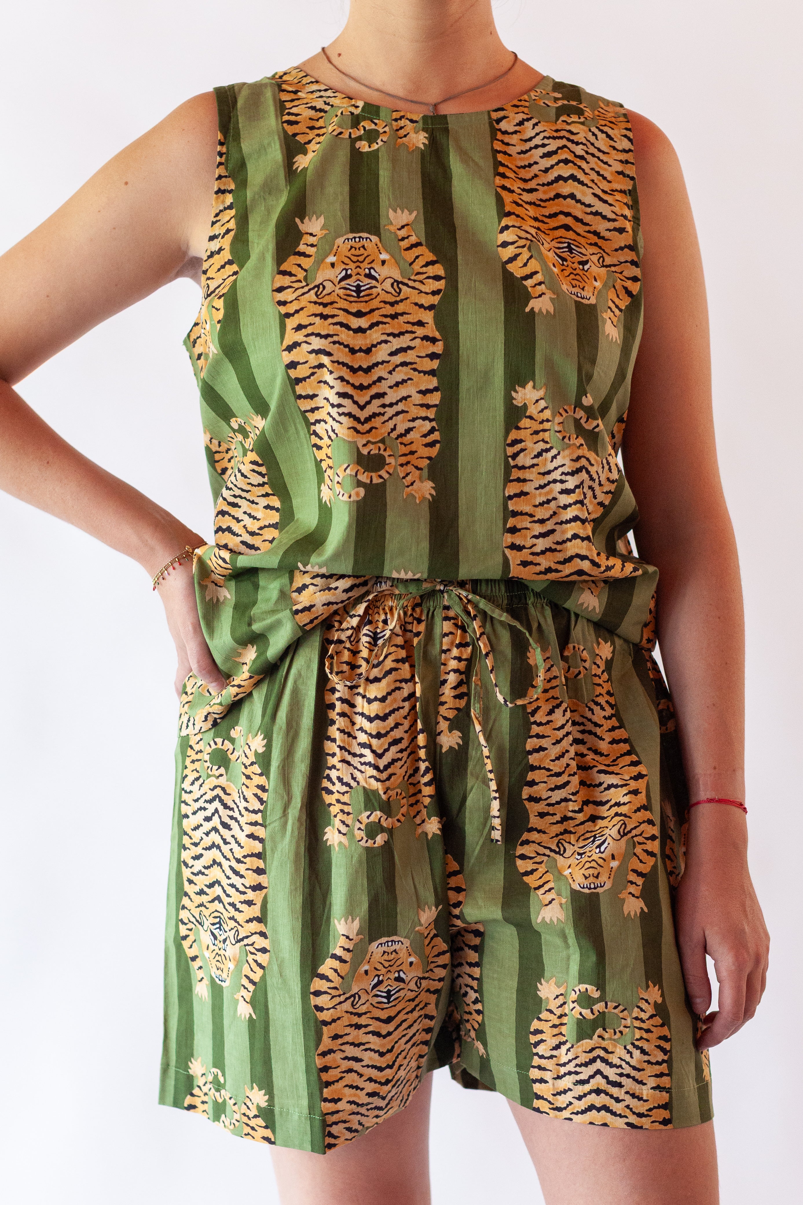 Ranya Green Short