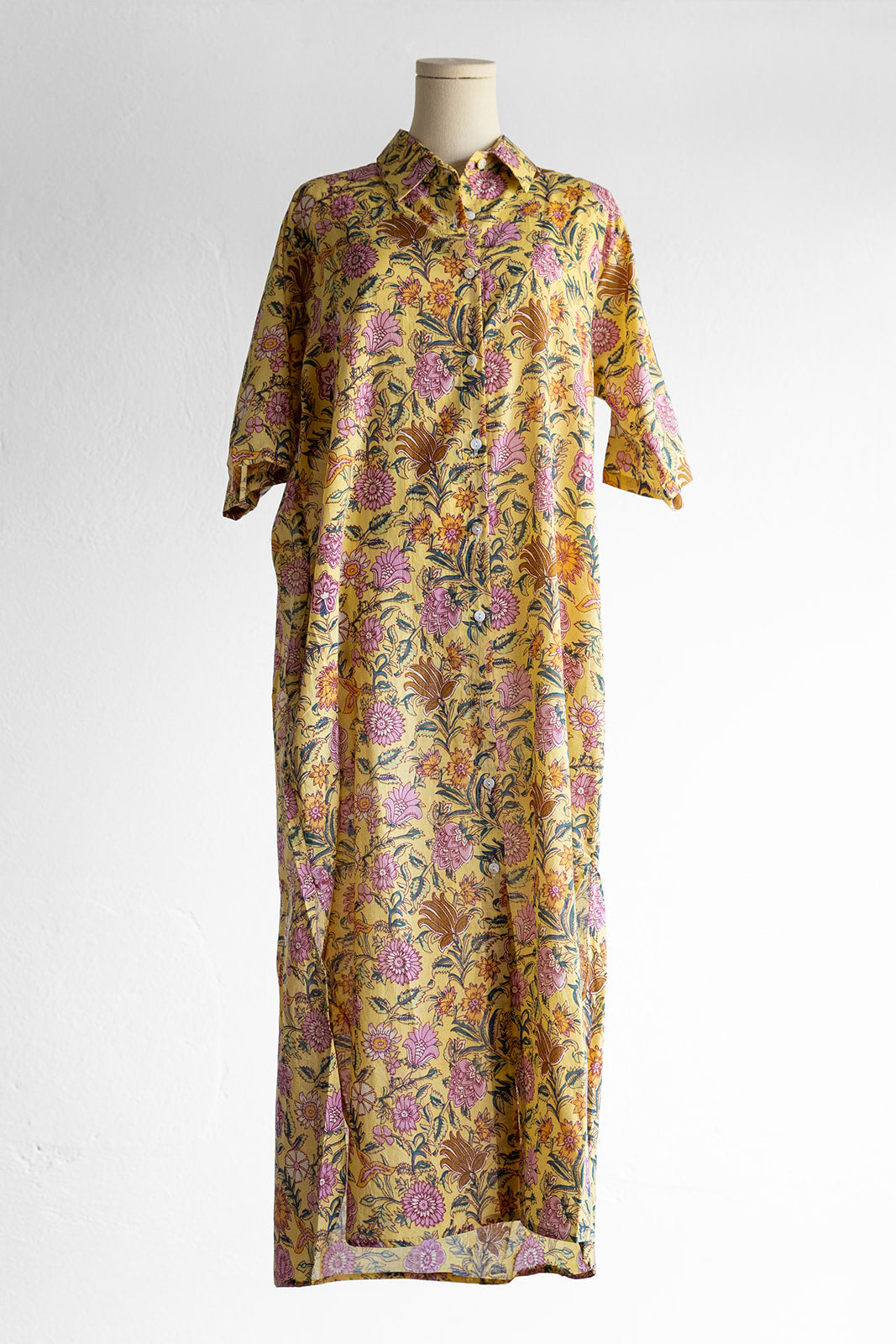 Dress Manav