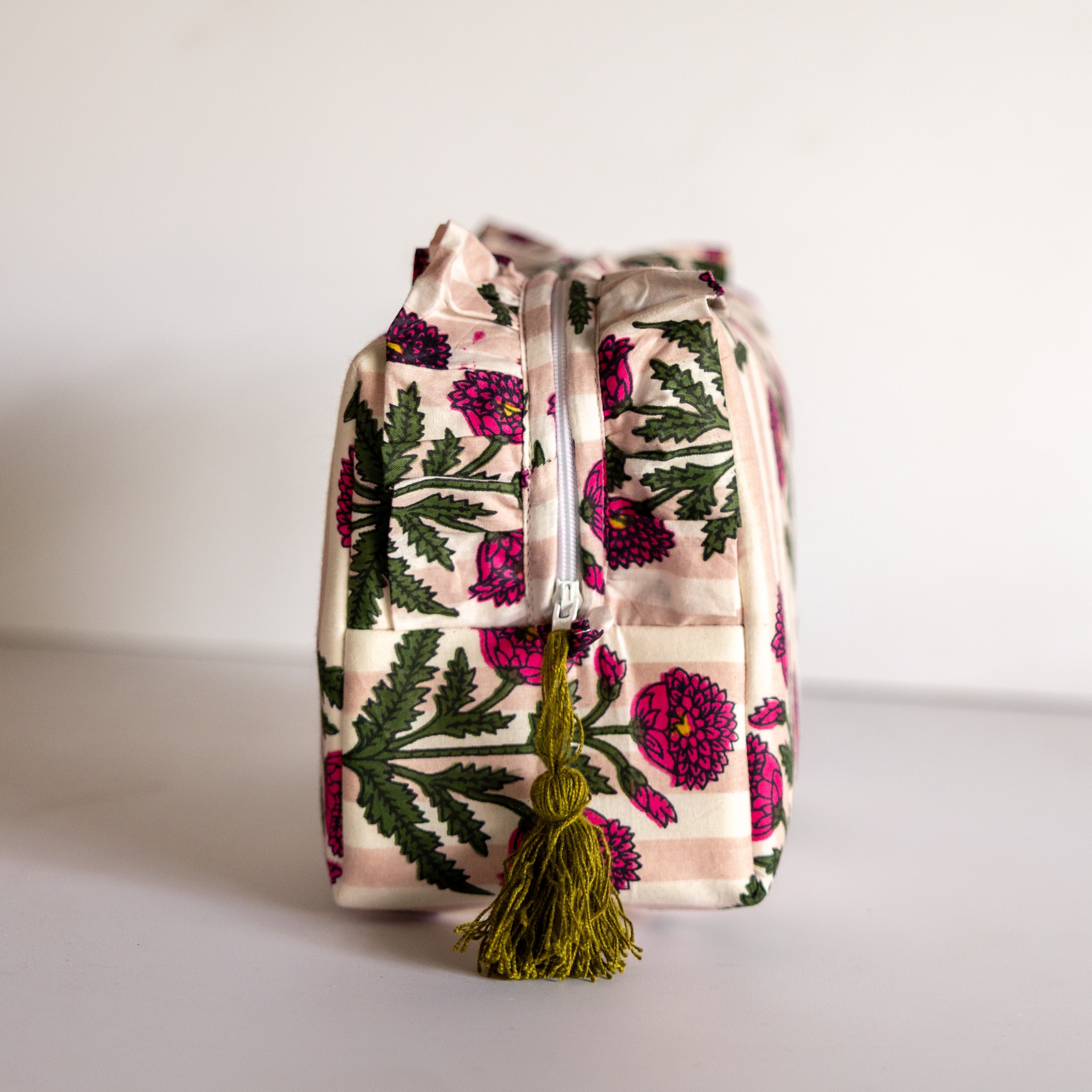 Cosmetic Olanes Nishi