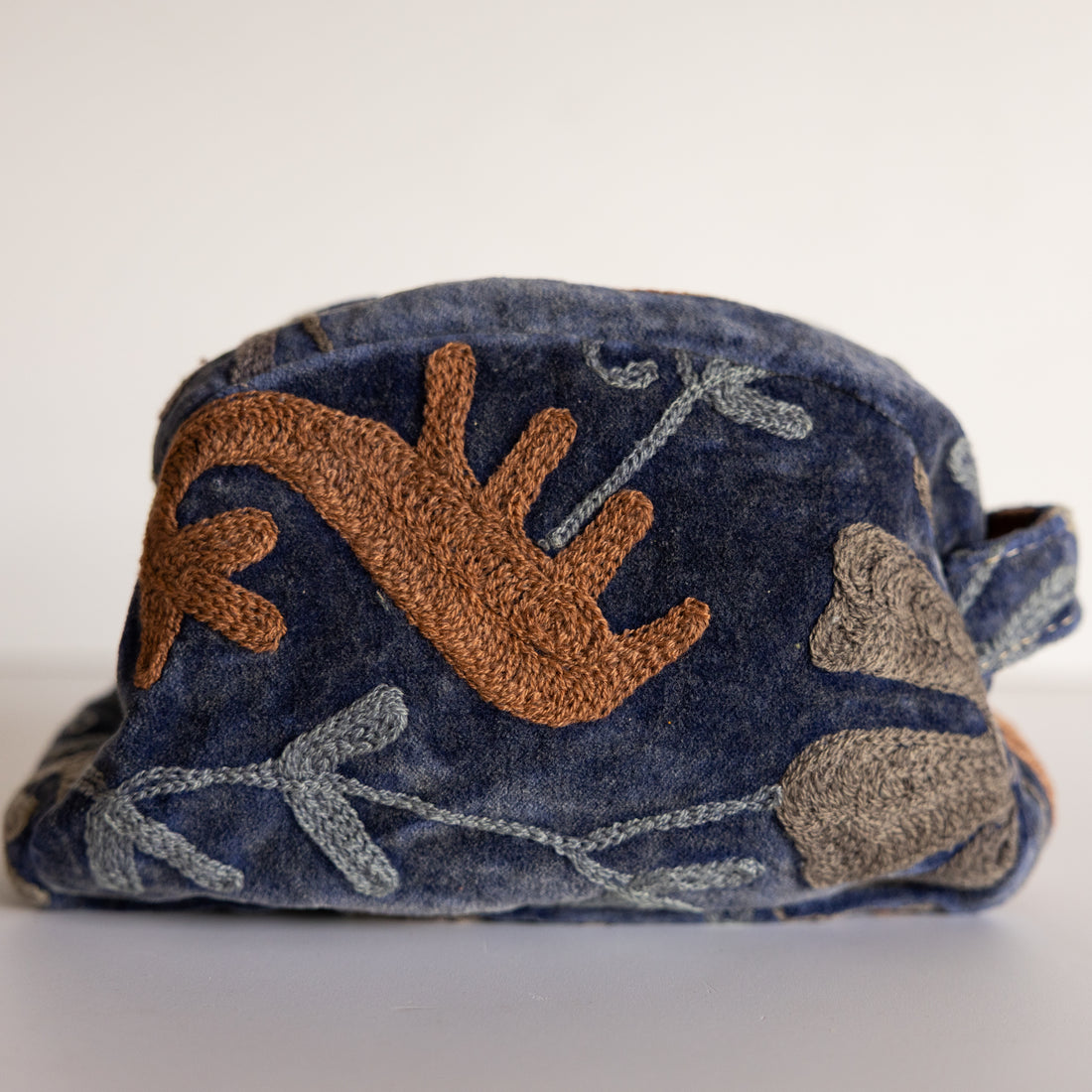 Cosmetic Velvet Saanvi