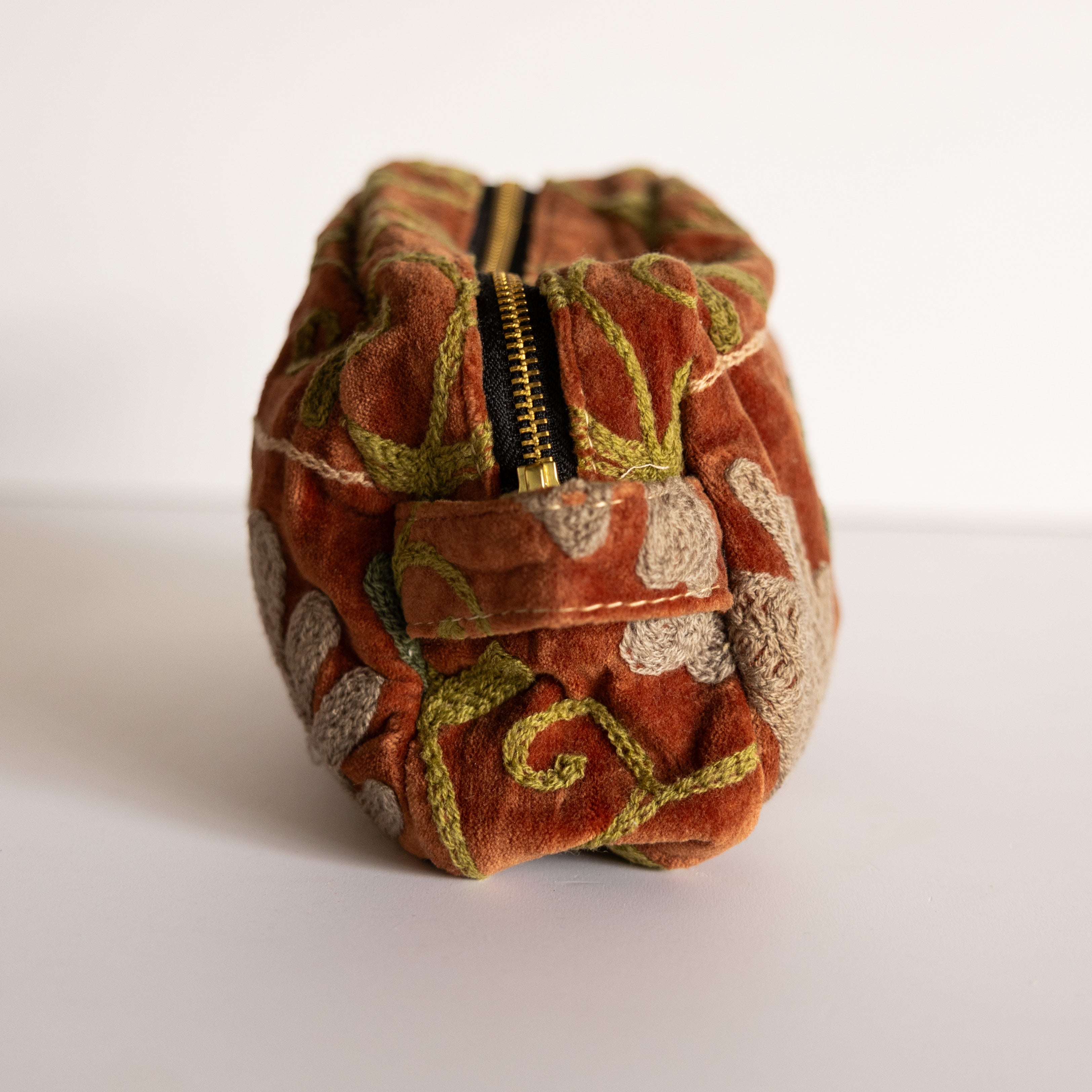 Cosmetic Velvet Tanishi