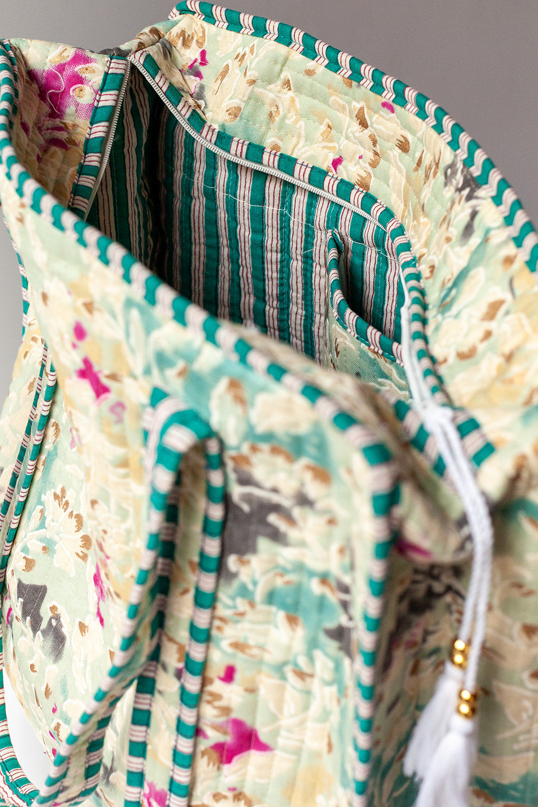 Zipper Tote Fariq
