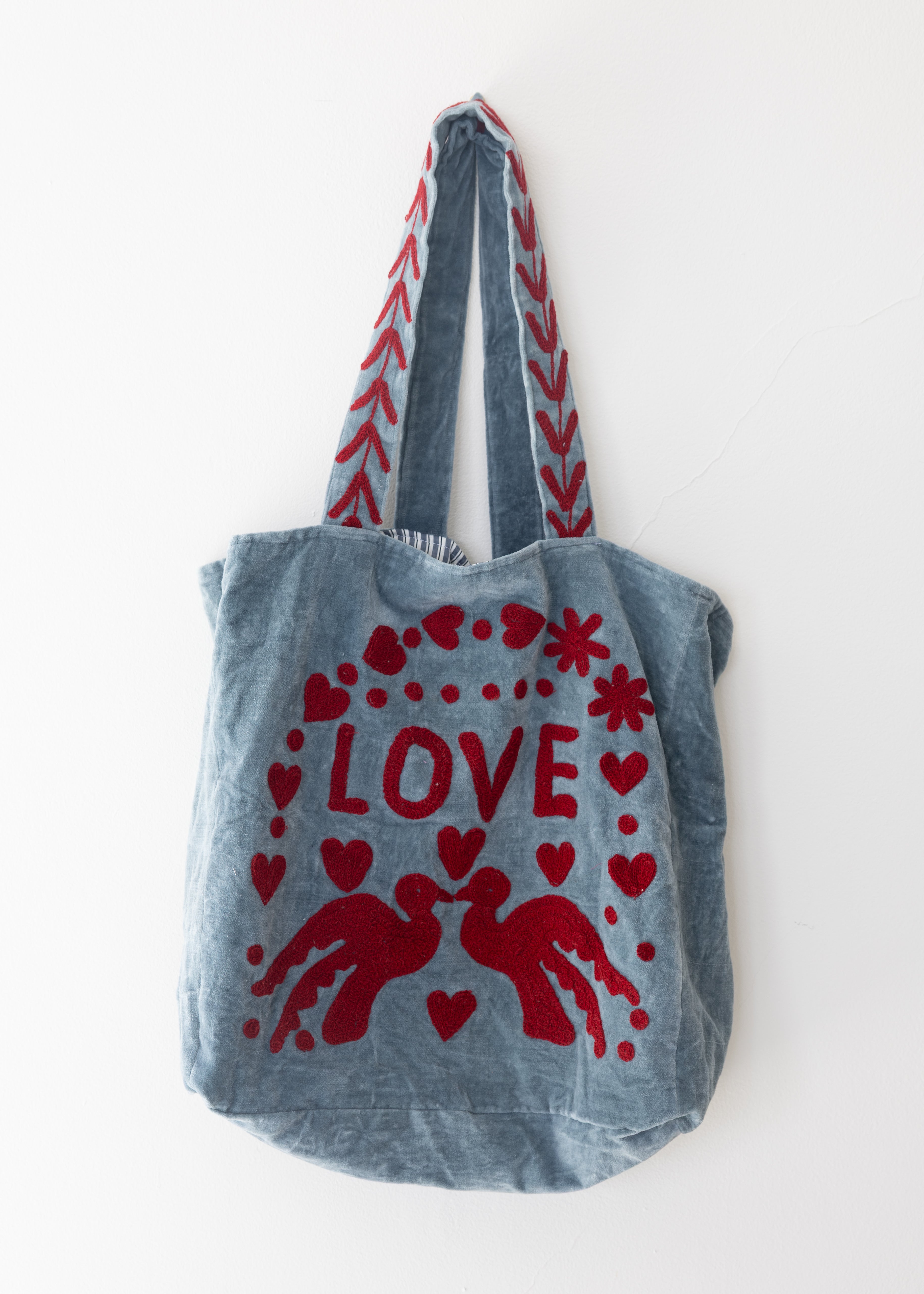 Tote Velvet Bordada Neela