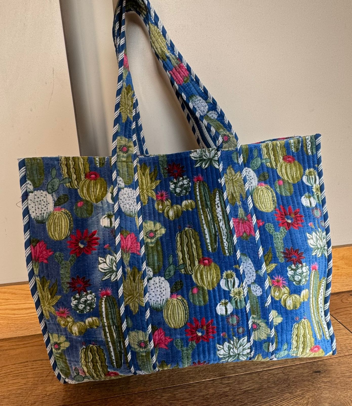 Tote Devika terciopelo